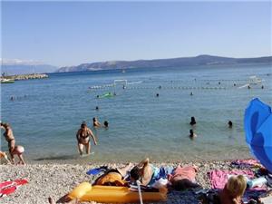 Smještaj s bazenom Rijeka i Crikvenica rivijera,RezervirajGrozdanaOd 130 €