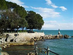 Lungomare (parti út) Motovun Nevezetességek