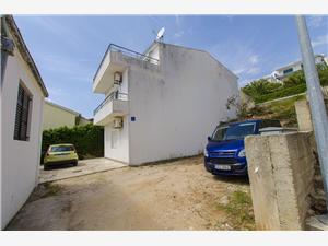 Ferienwohnung Riviera von Split und Trogir,BuchenZdenkaAb 110 €