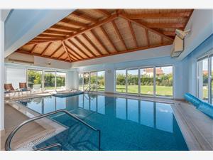 Villa Betina Betina, Kwadratuur 350,00 m2, Accommodatie met zwembad, Lucht afstand naar het centrum 300 m