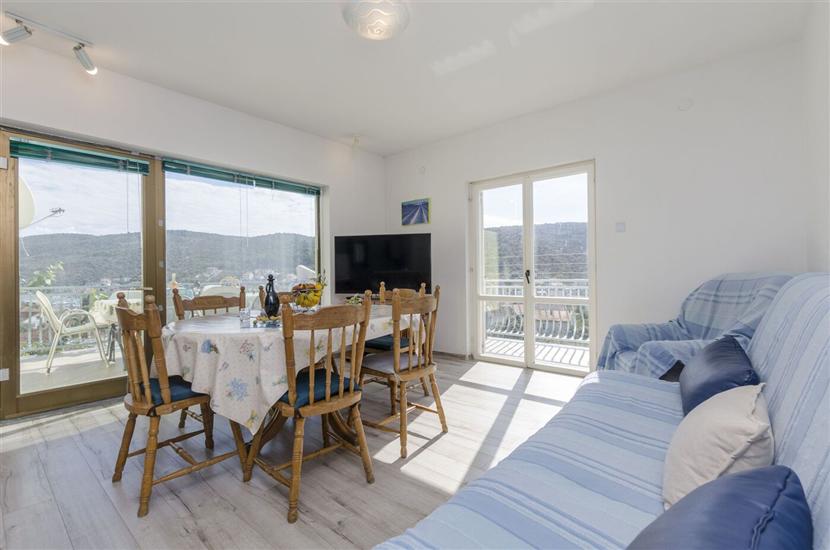 Apartman A2, na 8 osebe