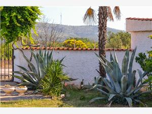 Privatunterkunft mit Pool Riviera von Split und Trogir,BuchenBasilenaAb 142 €