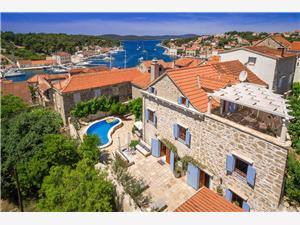 Villa Vicina Milna - île de Brac, Superficie 140,00 m2, Distance (vol d'oiseau) jusqu'au centre ville 200 m