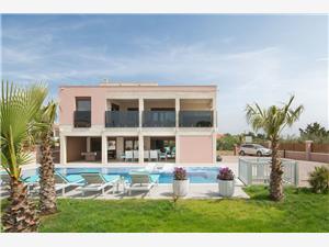 Villa Malibu Eclipse , Storlek 250,00 m2, Privat boende med pool, Luftavståndet till centrum 500 m
