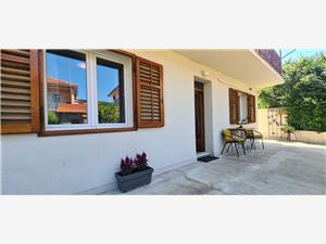 Apartment Bosiljak Jelsa - island Hvar, Size 35.00 m2, Airline distance to town centre 200 m