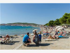 Namestitev z bazenom Riviera Šibenik,RezervirajnatureOd 242 €