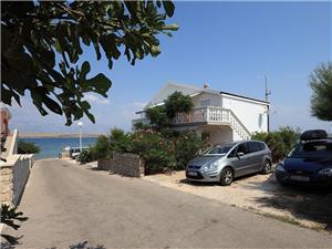 Appartements Rising Sun Vir - île de Vir, Superficie 35,00 m2, Distance (vol d'oiseau) jusque la mer 20 m