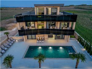 Namestitev z bazenom Riviera Zadar,Rezerviraj1Od 788 €