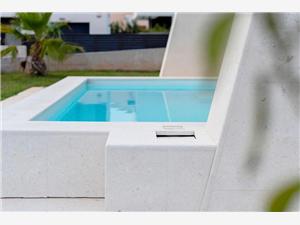 Villa Zadars Riviera,BokaVenusFrån 4114 SEK