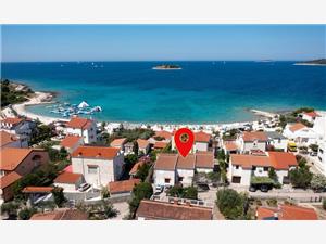 Stone house Sibenik Riviera,BookHelenFrom 142 €