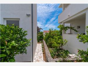 Ferienwohnung Riviera von Split und Trogir,BuchenTeresaAb 70 €