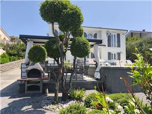 Ház My day house Klenovica (Novi Vinodolski), Méret 250,00 m2, Szállás medencével, Központtól való távolság 600 m